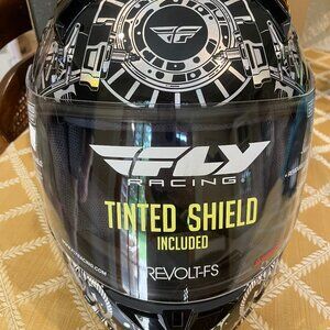 Revolt Matrix Motorcycle helmet